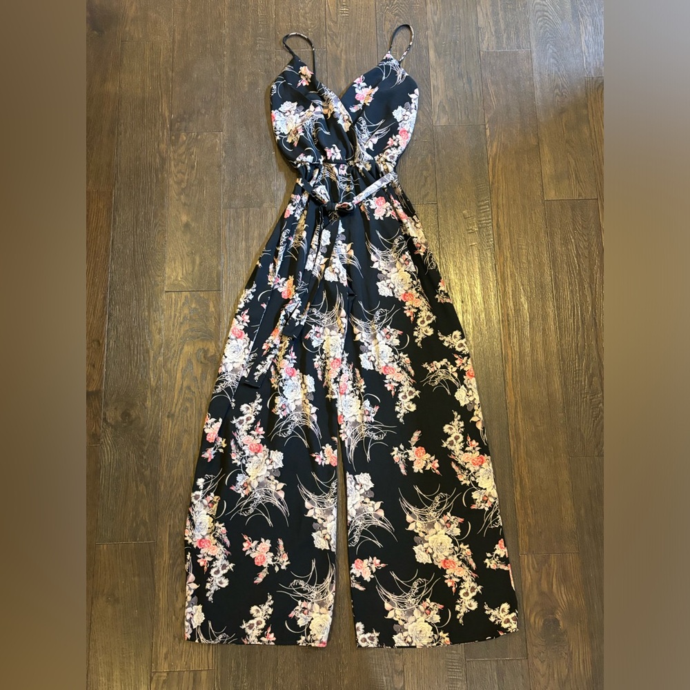 Lac Bleu Floral Jumpsuit